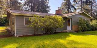 3bd/1.5ba Edmonds Home Gallery 1