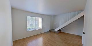 Move-in Special: 8 Albany, Irvine: Charming 2 Bed 1.5 Bath Townhome in El Camino Real! Gallery 4