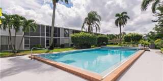 ***SEMI-FURNISHED OR UNFURNISHED***SANDCASTLE***QUIET COMMUNITY***ON ALAMANDA BLVD***BIKE TO THE BEACH***WALK TO PUBLIX AND PGA SUPERSTORE COMMERICAL CENTER*** Gallery 1