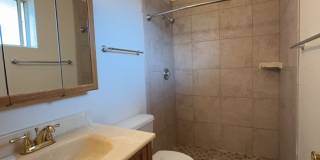 AVAILABLE NOW! 3 Bedroom, 2 Bath Huge Home Gallery 13