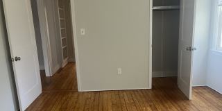 2313 East 40th Street Gallery 10