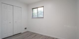8095 Syracuse Street Gallery 23