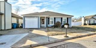 3 Bed, 2 Bath Home Near UCO and Hafer Park Gallery 3