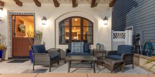 Newport Beach Balboa Peninsula Beach House with Rooftop Deck | Weekly & 30+ Night Stays Gallery 4