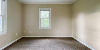 Coming Soon! Cozy 2 Bed / 1 Bath Home — Pet Friendly! Gallery 9