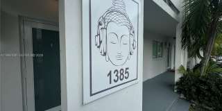 1385 NE 105th St Gallery 1