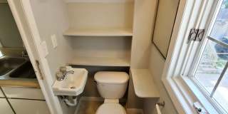 5BR Home in Belknap Lookout, Walk to Downtown and Medical Mile Gallery 25