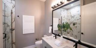 1052 Fraser Street unit: 1052 Gallery 13