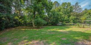 Newly Renovated & Spacious Home w/ Bonus Room Gallery 23