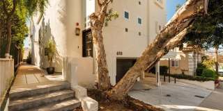 610 9th Street Gallery 30