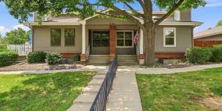3 bed, 3 full bath - perfect for roommates! Gallery 1