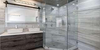 Luxury waterfront living in Calabasas Luxury waterfront living in Calabasas Gallery 22