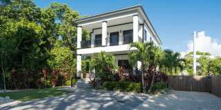 19 Coral Way Gallery 20