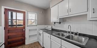 5828 Lindenwood Ave 2W | www.southcityspaces.com | Gallery 7