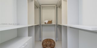 488 NE 18th St Gallery 25