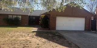 Three Bedroom Home in Norman Gallery 1