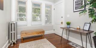 11 Stuart St. Gallery 4