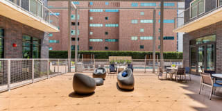 Miro Gallery 30