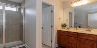 121 Lightwater Drive Gallery 14