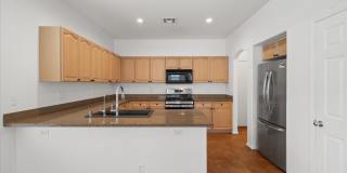 Gorgeous 4 Bedroom Home with Pool, Spa, and Abundant Space in Gated Community Gallery 9