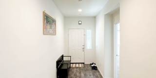 COMING SOON! * RARE OPPORTUNITY * SENIOR (55+) ROOM FOR RENT IN PRISTINE GATED COMMUNITY IN MENIFEE! Gallery 32