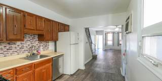 Charming Pennsport Rowhome with Private Backyard Oasis Gallery 8