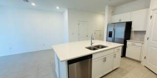 Townhome in The Townhomes of River Landing Gallery 8