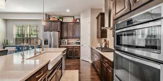 3007 W PALMIRA Avenue Gallery 16