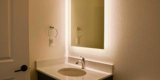 Lakeview Apartments Gallery 37