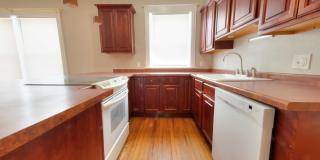 Charming & Spacious 3-Bedroom Unit with Private Master Suite Gallery 10