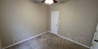 5557 Arialo Dr. Gallery 25