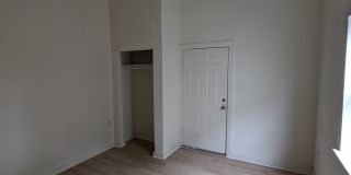 2914 Baudin St Gallery 8