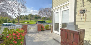 16 First Street Gallery 4