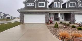 Four Bedroom Duplex in Caledonia! Gallery 1