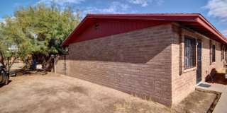 Sharp 2 Bed. 1 Ba. Duplex Apartment in Popular Menlo Park Neighborhood Near Downtown Gallery 1