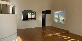 4 Bedroom Home with Solar in Encinitas Gallery 8