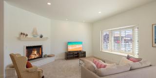 3 Bedroom + 3 Bathroom Home | Mandalay Bay | Oxnard | Fully Furnished Gallery 6