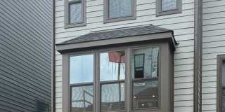 Southend, 2BR/2.5BA Townhouse Southend, 2BR/2.5BA Townhouse Gallery 1