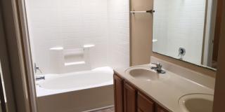 3 BR 2 BA in Midway Park Gallery 18
