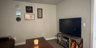 Three bedroom, 2.5 bath townhome Gallery 11
