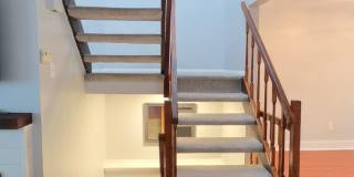 Beautiful Newington Forest Townhome Gallery 15