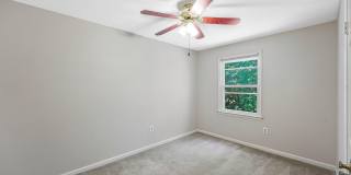 2852 YARN Court Gallery 19