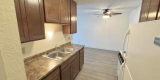 956 Place Apartments Gallery 23