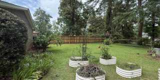 2306 W Indianhead Drive Gallery 17