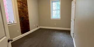 Spacious 4 Bedroom House in Southside Flats! Gallery 13