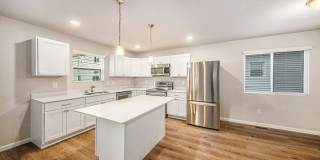 1002 Chittock Avenue Gallery 3