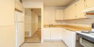 1612 Anthony St. Gallery 6