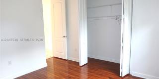 3488 NE 1st St Gallery 24