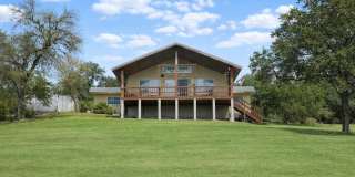 NEW ON MARKET (PRICE DROP!!) Gallery 1