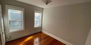 19 Harold St. Gallery 10